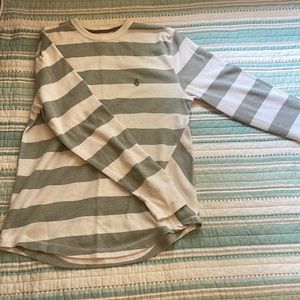 VOLCOM Sweatshirt size M